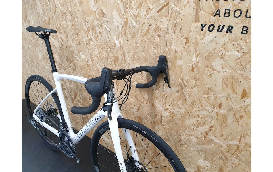 Planet X Pro Carbon Force 22 - Medium - White 5 Planet X Pro Carbon Force 22 - Medium - White - Image 3